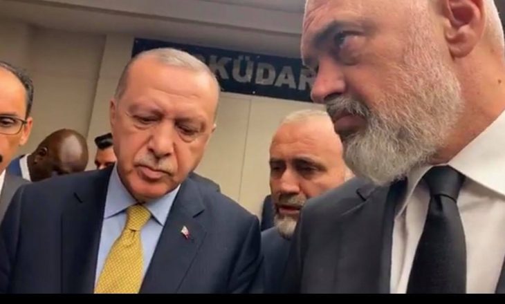 Puthje, përqafime dhe shtrëngime duarsh ndërmjet Ramës dhe Erdoganit