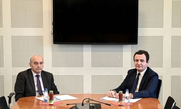 LDK: Nuk i nënshtrohemi presioneve publike të VV-së
