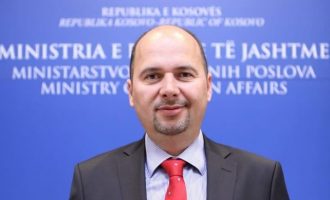 Falsifikimi me tenderin mbi 1 milionësh, kompania e diplomatit kosovar futet në listë të zezë