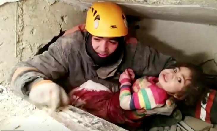 41 të vdekur, ja çfarë po ndodh në Turqi pas tërmetit