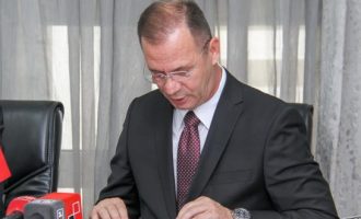 Izmi Zeka, nuk mund të shkruaj për LPRK pa adresë, se e ka braktisur