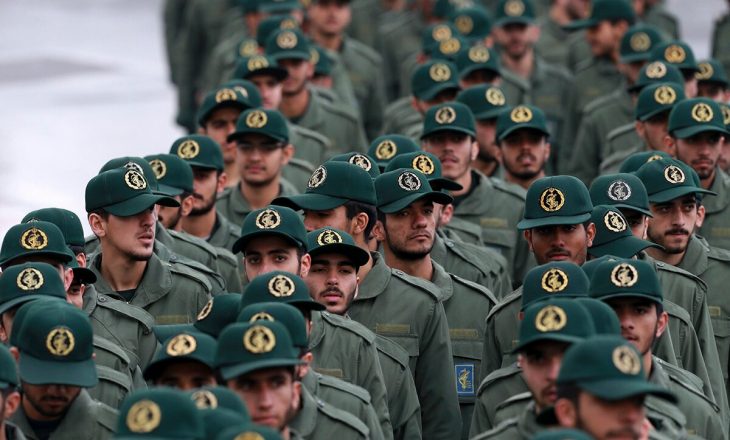 Ushtria e kalbur e Iranit, nis fundi i një regjimi që “ushqehet” me presion