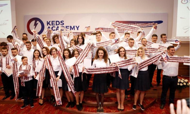 KEDS Academy VII hap dyert për studentë dhe nxënës