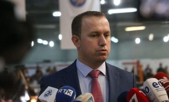 KQZ: 6 mijë e 800 fletëvotime të ardhura me postë janë refuzuar, 16 mijë të tjera të aprovuara