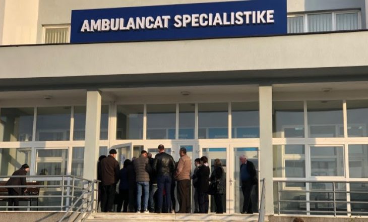 Mbi 1 mijë e 400 kosovarë kërkuan shërim jashtë vendit
