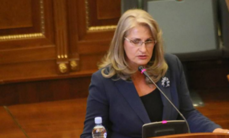 Deputetja e AAK-së: Kurti nuk dëshiron ta udhëheqë vendin