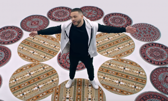 Irkenc Hyka publikon këngën e re “Menxi pres”