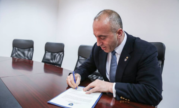 Dorëheqja e Bedri Hamzës, kryeministri Haradinaj emëron ministrin e ri të Financave