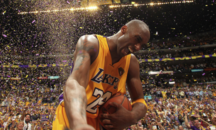 Bota e sportit e shokuar dhe pikëlluar – reagimet për vdekjen e Kobe Bryant