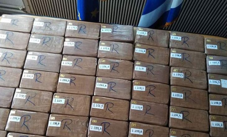 Kapet mbi 1 ton kokainë në Greqi, dyshohet se janë arrestuar disa shqiptarë