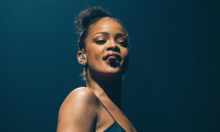Pas ndarjes me Hassanin, Rihanna në krahë të reperit të famshmëm