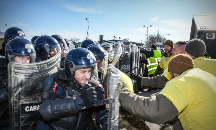 KFOR-i dhe EULEX-i ushtrojnë që ta mbështetin Policinë e Kosovës në situata emergjente