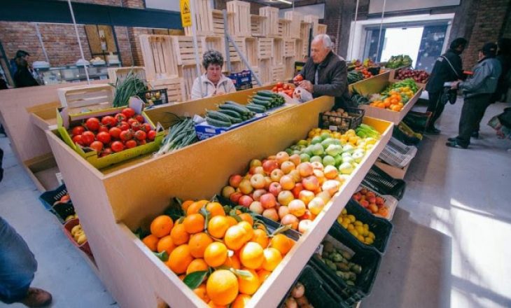 Shtrenjtohen produktet e konsumit, mishi dhe perimet