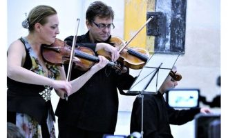 Violinisti shqiptar refuzon fondet  që ia ndau Ministria e Kulturës – Vetëm 1954 euro për Festival të Muzikës Klasike