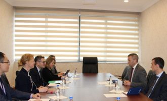 Delegacioni i FMN-së viziton BQK-në