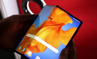 Huawei prezantoi versionin e dytë të telefonit me ekran me palosje