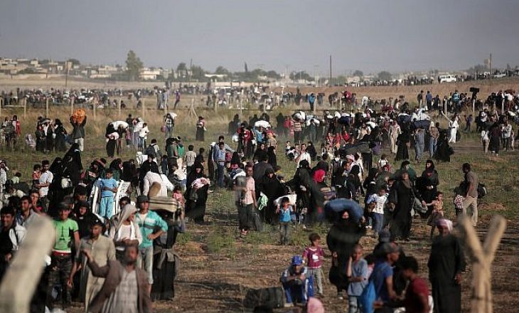 Reuters: Turqia më nuk do t’i ndalë migrantët nga Siria në rrugë për në Evropë