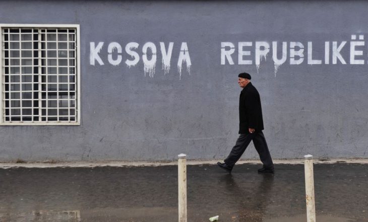 Mijëra qytetarë në vit heqin dorë nga nënshtetësia e Kosovës