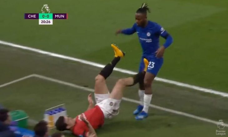 Dy ekspertët e ‘Sky Sports’: Maguire është dashur të ndëshkohet me të kuq