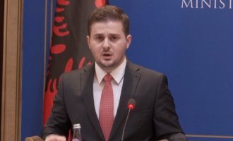 Cakaj viziton Kosovën – firmosen tri marrëveshje