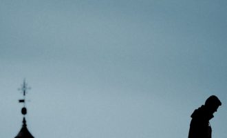 Shprehje mbi besimin nga ateistët më të famshëm të historisë!