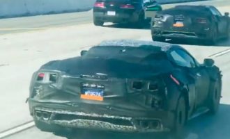 Dy Corvette Z06 e një Ferrari 458 testohen në rrugë të hapur