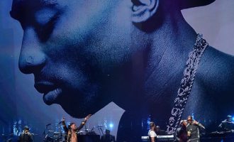 Regjisori nga Los Angelesi që beson se Tupacu është gjallë, do të xhirojë film për “ikjen e tij”