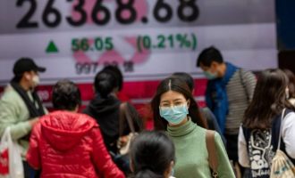 Kina e goditur nga coronavirusi ul tarifat për mallrat amerikane