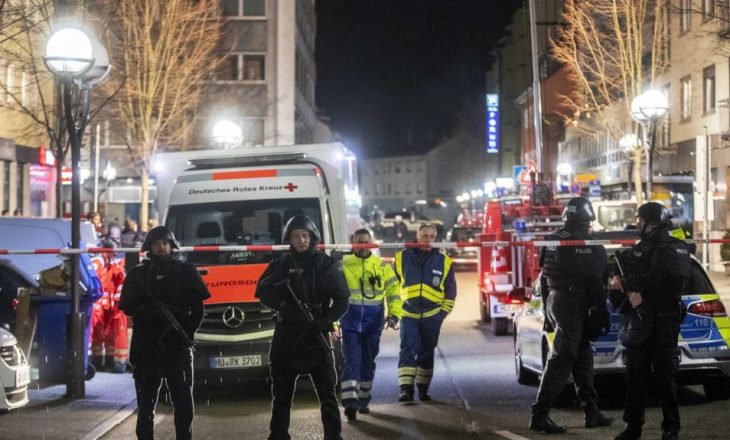 Merkel: Sulmi që la pas vetes 9 të vrarë i motivuar nga racizmi