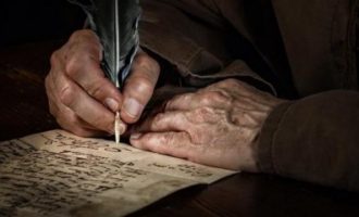 Cilat janë 10 gjuhët më të vjetra në botë, që vazhdojnë të fliten edhe sot