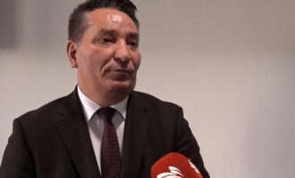 Lekaj me kritika për menaxhimin e pandemisë: Nuk fillon bota me qeverisjen e Kurtit