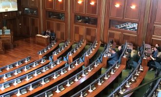 Deputetja e PDK-së adreson kritika ndaj Qeverisë për procesin e dialogut