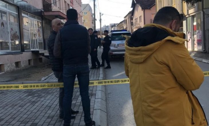 Policja që dyshohet për vrasjen e shumëfishtë ishte degraduar për shkak të problemeve psikike