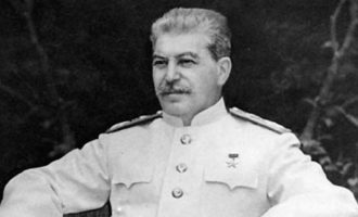 Po jetojmë ende në botën që krijoi Stalini