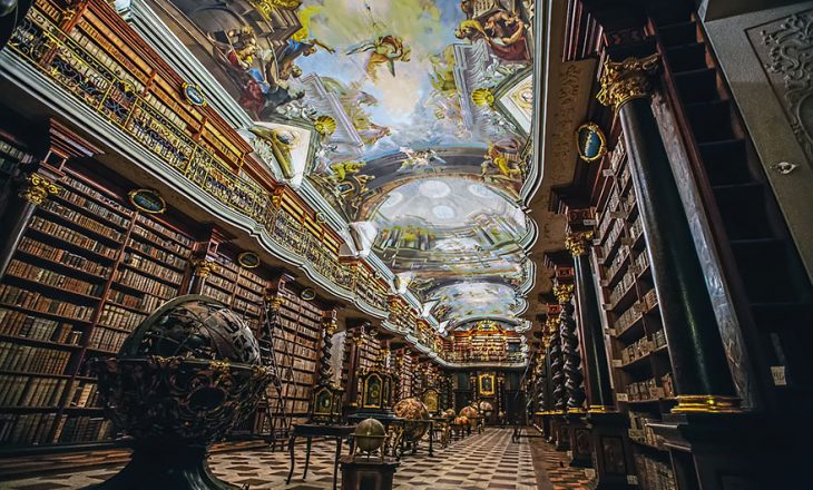 Bibloteka më e bukur në botë gjendet në Pragë