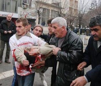 Në emër të ‘Vetëvendosjes’ – Nga demonstrata të përgjakshme në dialog me Serbinë