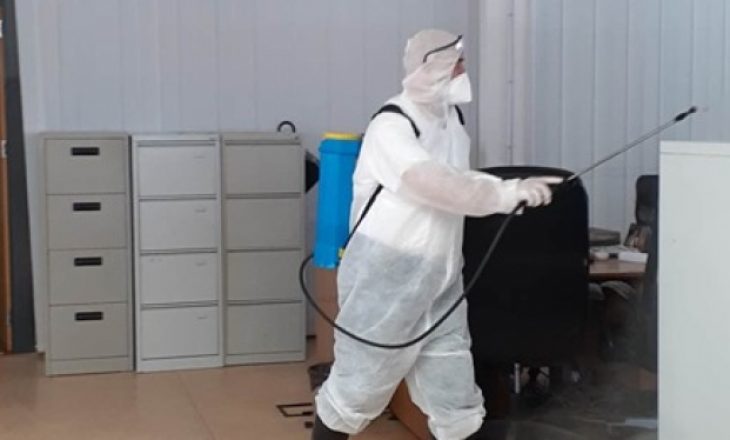 ​Ramiz Lladrovci nuk e ndal dezinfektimin në Drenas