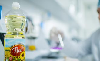 Vaji Floil me rezerva të bollshme për konsumatorët, bën thirrje për kujdes dhe jo panikë