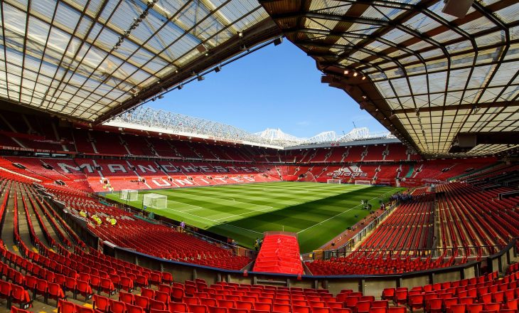 Man United përgatit rikthimin e legjendës në “Old Trafford”
