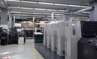 ​COVID-19 mbyll shumë biznese në Mitrovicë