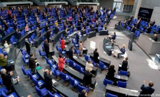 Bundestagu vendosi paketë miliardëshe në krizën e koronavirusit