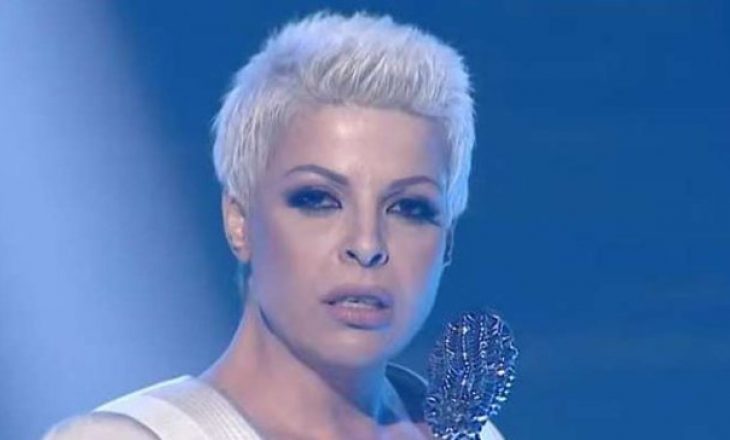 Historia e patreguar më parë: Aurela Gaçe 9 muaj në karantinë