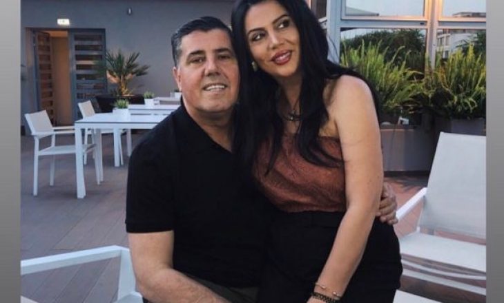 Haziri poston foto duke u puthur me gruan