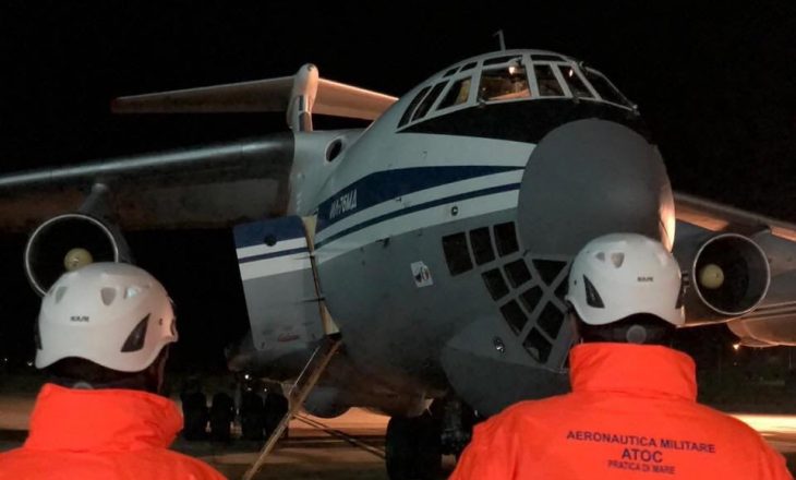 Ushtria ruse zbarkon në Itali, sjellin ndihma për të mposhtur koronavirusin