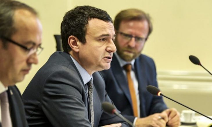 Ia huq Zyra e Albin Kurtit – studiuesin e letërsisë e bën historian