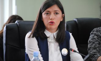 Haxhiu e quan të drejtë vendimin për ndërrimin e prokurorit në rastin e Agonis Tetajt