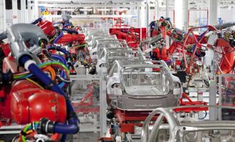 Industria e automobilizmit në Kinë do të rifillojë prodhimin