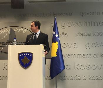 Albin Kurti mban të fshehur planin për bashkimin e ministrive