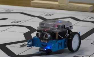 Robotët e Lipjanit mbërrijnë në SHBA e Keni