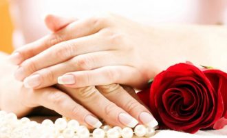 Ilaçet natyrale për të riforcuar thonjtë tuaj